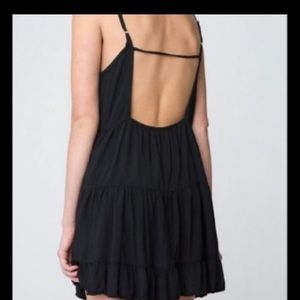 BRANDY MELVILLE BLACK JADA DRESS